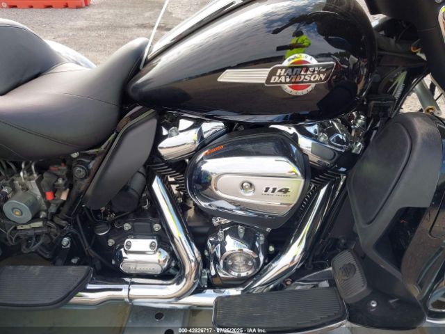 2022 HARLEY-DAVIDSON FLHTCUTG 1HD1MAF14NB855342 Photo 7