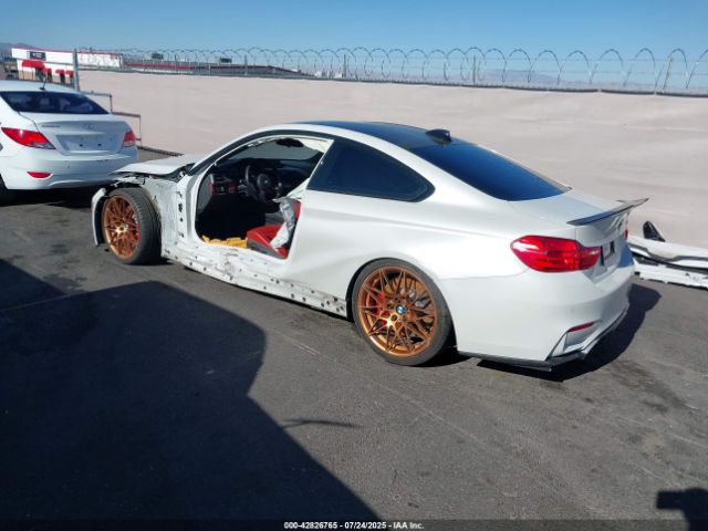 2017 BMW M4 WBS3R9C55HK709448 Photo 2