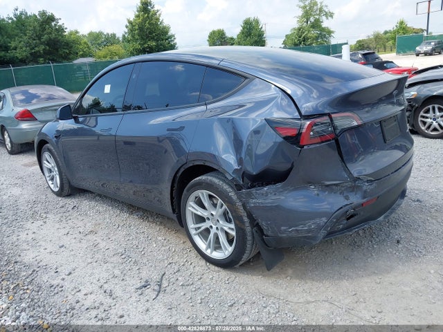 2023 TESLA MODEL Y 7SAYGDEE7PA156445 Photo 2