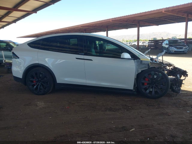 Tesla 2023 2023 7SAXCBE61PF404602 Image 14