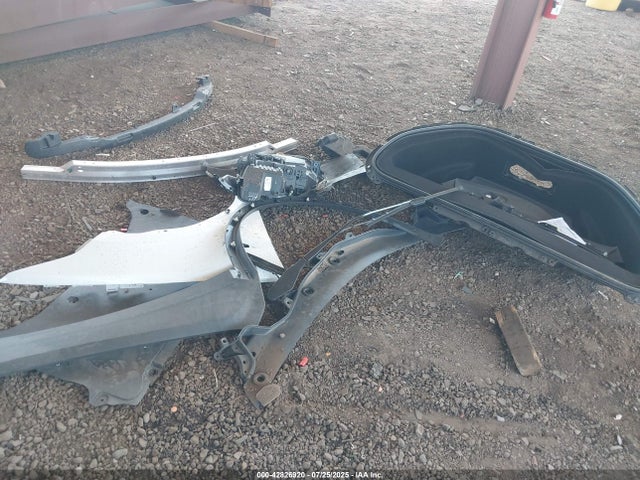 Tesla 2023 2023 7SAXCBE61PF404602 Image 12