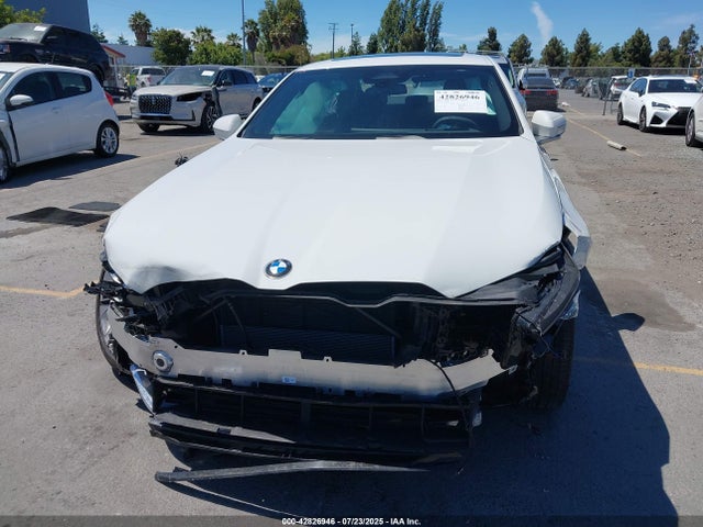 BMW 2024 2024 WBA43FJ07RCS07195 Image 13