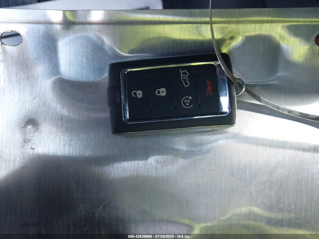 1C4RJKBG1N8580877 Jeep GRAND CHEROKEE L