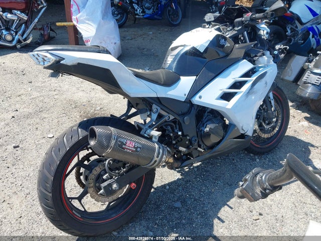 Kawasaki Ninja 300 2014 JKAEX8B13EA005520 Image 4