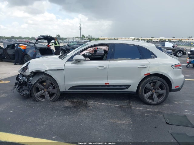 WP1AA2A58NLB09110 Porsche Macan