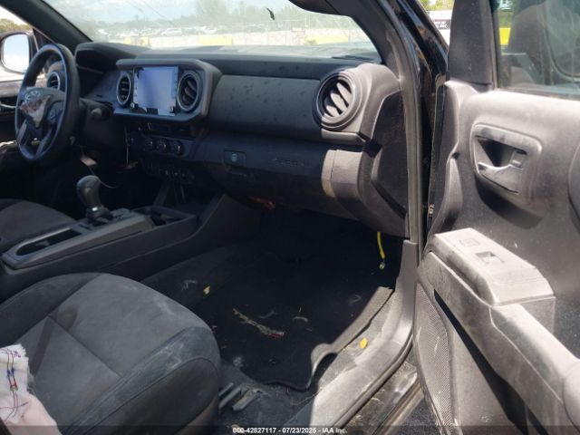 2021 TOYOTA TACOMA 3TMAZ5CN5MM148579 Photo 4