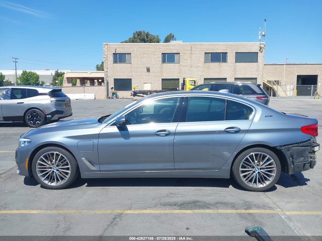 WBAJA9C54KB391851 BMW 2019