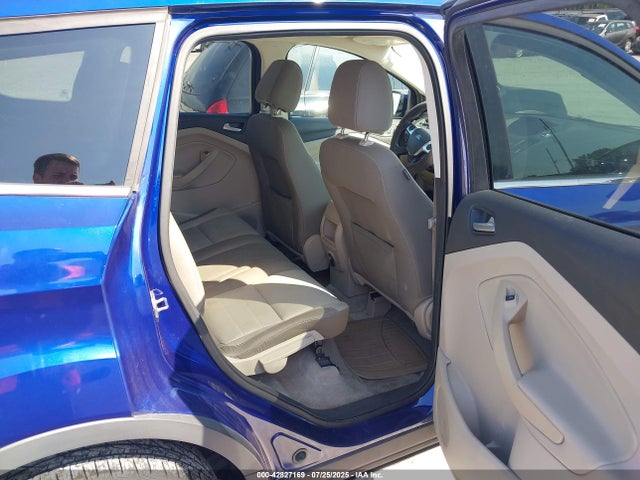 1FMCU0GX3EUB14963 Ford Escape