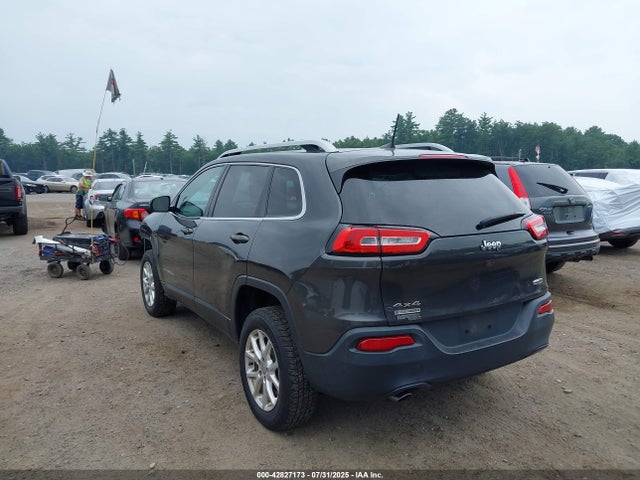 1C4PJMCB7GW130591 Jeep 2016