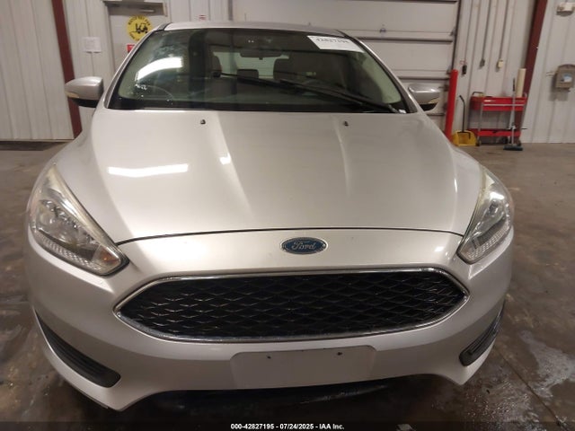 Ford Focus 2016 1FADP3K26GL251004 Image 12