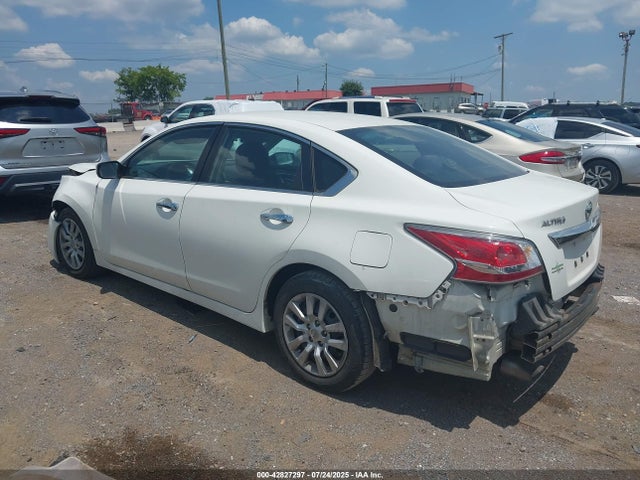 1N4AL3AP9FC296710 Nissan 2015