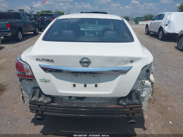 1N4AL3AP9FC296710 Nissan 2015