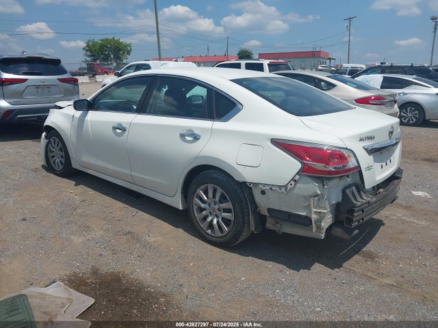 1N4AL3AP9FC296710 Nissan 2015