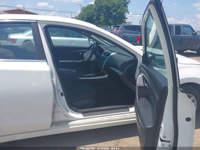 1N4AL3AP9FC296710 Nissan 2015