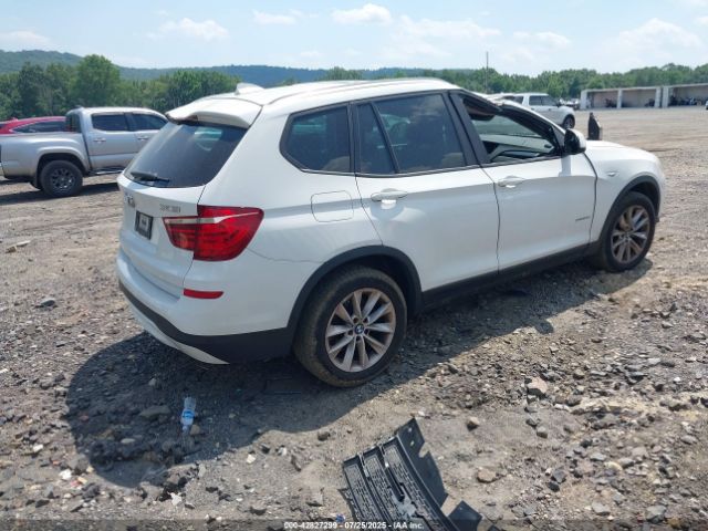 2017 BMW X3 5UXWX9C36H0W72185 Photo 3