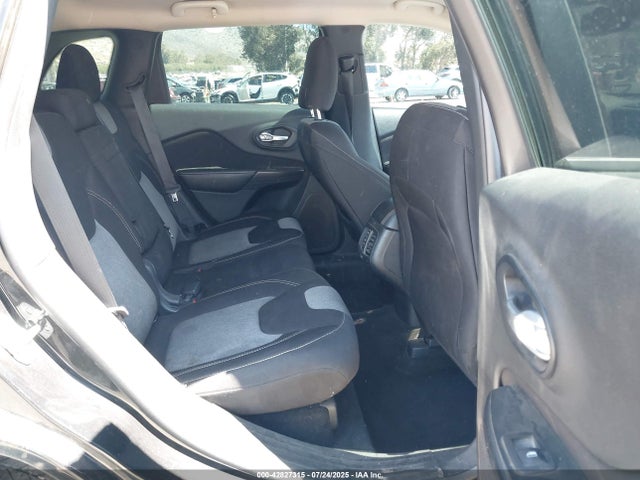1C4PJLAB3FW547282 Jeep 2015