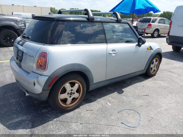 2007 MINI COOPER WMWMF33587TU61770 Photo 3