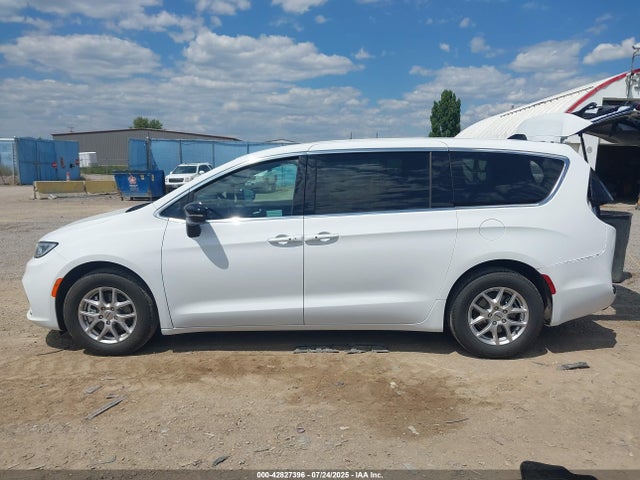 Chrysler 2025 2025 2C4RC1BG1SR551593 Image 14