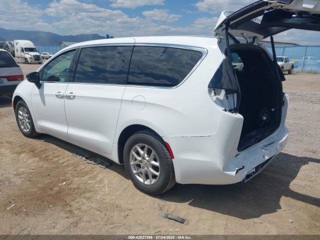 2025 CHRYSLER PACIFICA 2C4RC1BG1SR551593 Photo 2