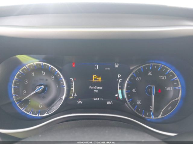 2025 CHRYSLER PACIFICA 2C4RC1BG1SR551593 Photo 6