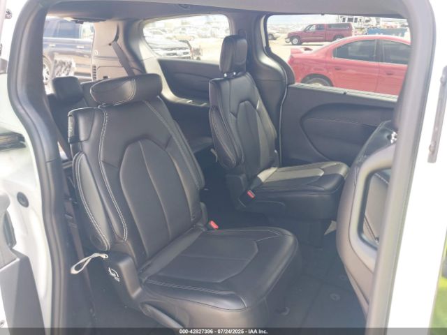 2025 CHRYSLER PACIFICA 2C4RC1BG1SR551593 Photo 7