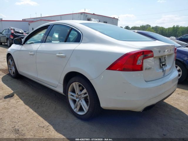 2014 VOLVO S60 YV1612FS9E2295777 Photo 2