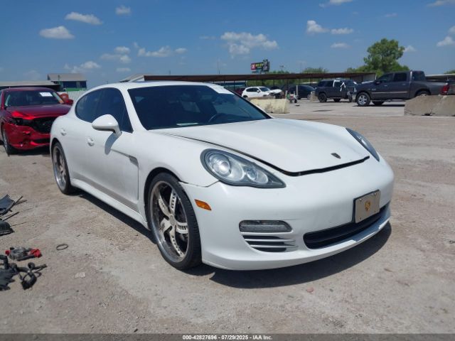 2011 PORSCHE PANAMERA WP0AA2A7XBL012828 Photo 0