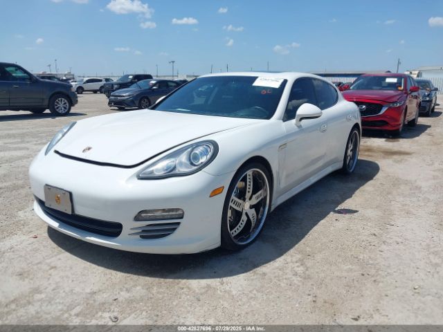 2011 PORSCHE PANAMERA WP0AA2A7XBL012828 Photo 1