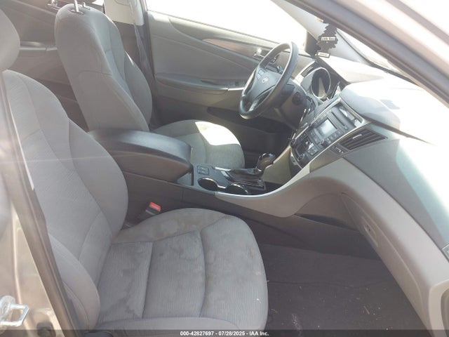 Hyundai Sonata 2014 KMHEC4A42EA115444 Image 5