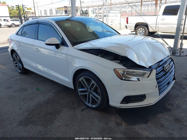 2020 AUDI A3 WAUAUGFF7LA029763 Photo 0