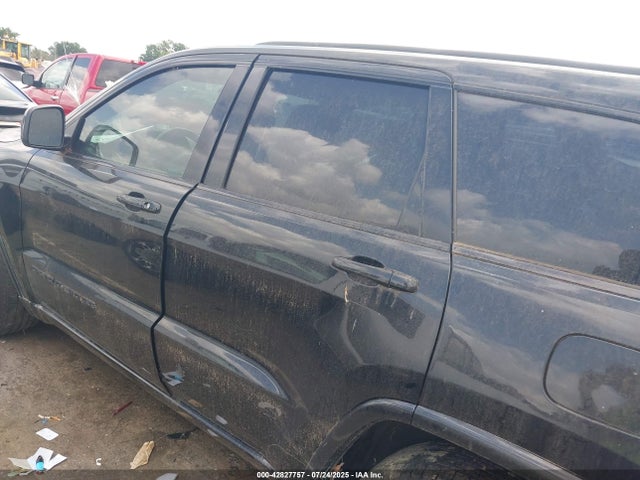 1C4RJEAG4HC702765 Jeep Grand Cherokee