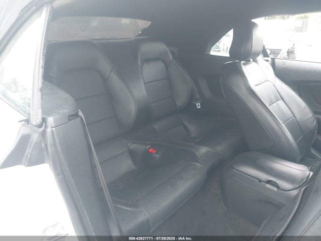 1FATP8UH5K5104602 Ford 4v