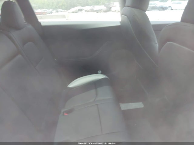 2025 TESLA MODEL Y 7SAYGDEE7SA360865 Photo 7