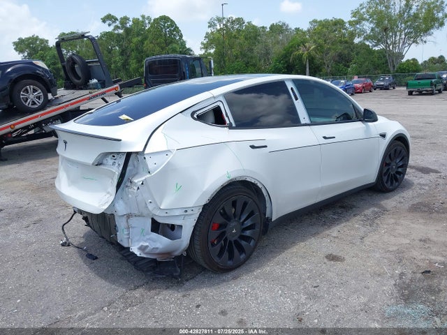 2022 TESLA MODEL Y 7SAYGDEFXNF446588 Photo 3