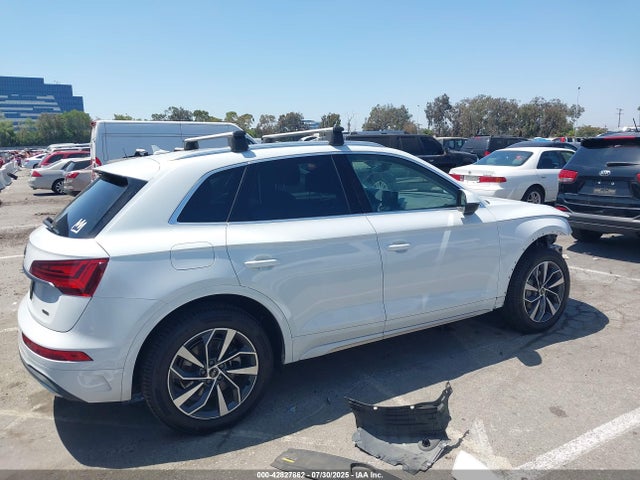 Audi Q5 2021 WA1AAAFY3M2014368 Image 14