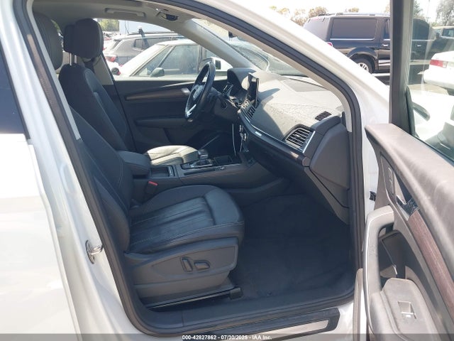 Audi Q5 2021 WA1AAAFY3M2014368 Image 5
