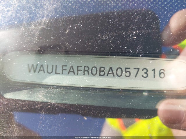 2011 AUDI A5 WAULFAFR0BA057316 Photo 8