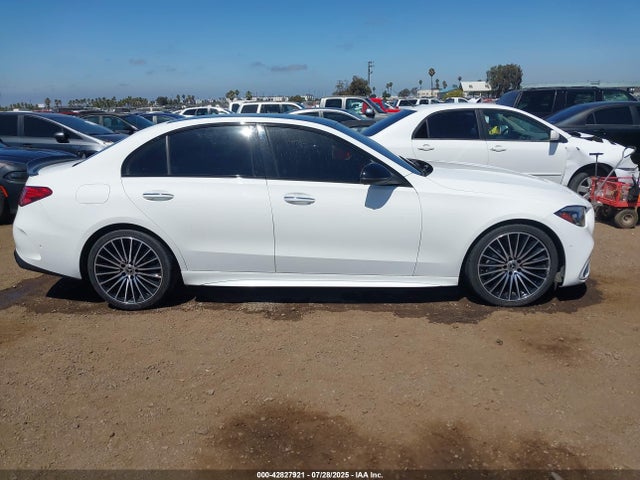 W1KAF4GB9PR078497 Mercedes-Benz C 300 Sedan