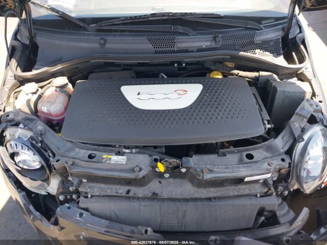 2017 FIAT 500E 3C3CFFGE0HT550382 Photo 9