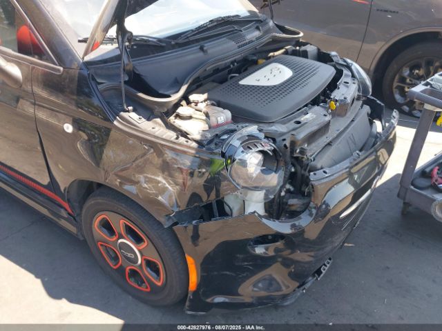 2017 FIAT 500E 3C3CFFGE0HT550382 Photo 5