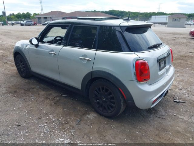 2015 MINI HARDTOP WMWXU3C58F2B57994 Photo 2