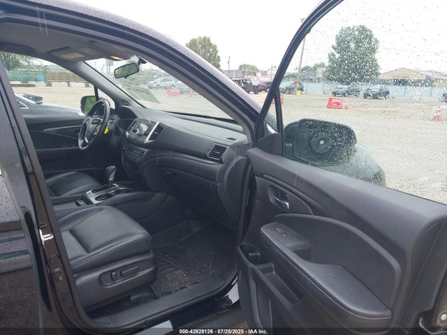 Honda j35y6 2017 5FPYK3F55HB032156 Image 4
