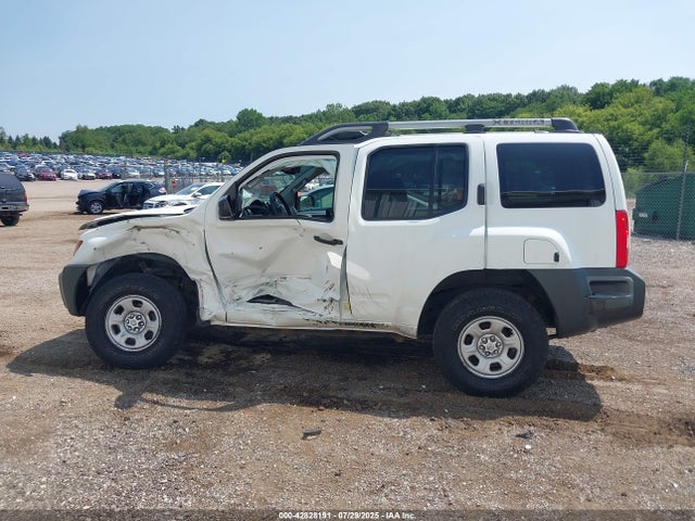 Nissan Xterra 2015 5N1AN0NW3FN653352 Image 13