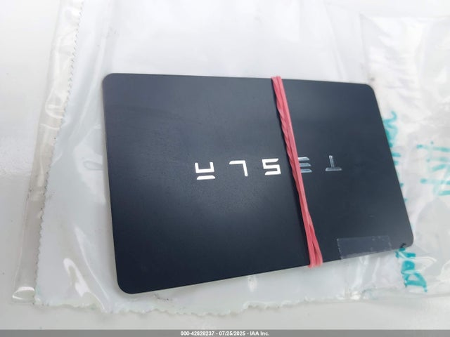 2026 TESLA MODEL Y 7SAYGDEE7TA380437 Photo 10