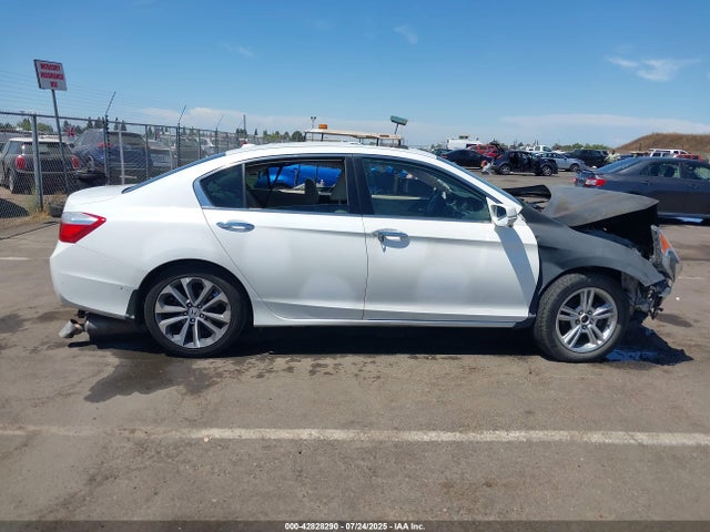 Honda j35y1 2015 1HGCR3F81FA014172 Image 13