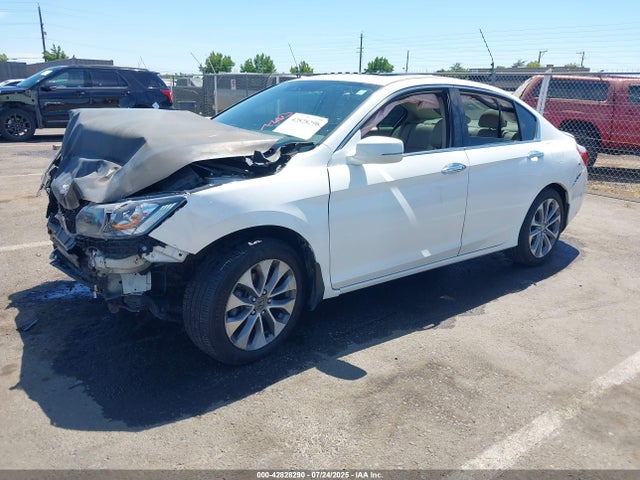 Honda j35y1 2015 1HGCR3F81FA014172 Image 2