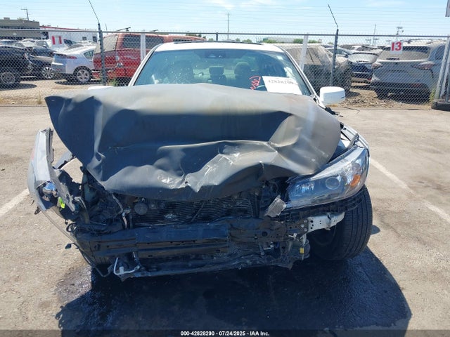 Honda j35y1 2015 1HGCR3F81FA014172 Image 6
