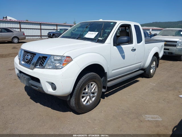 1N6AD0CW3FN768590 Nissan 2015