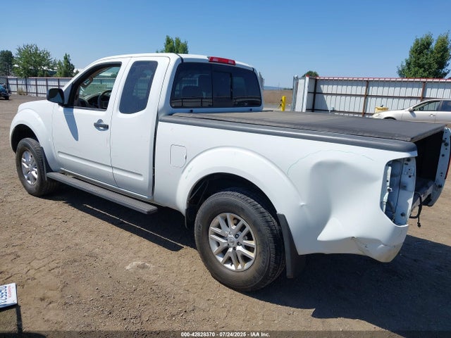 1N6AD0CW3FN768590 Nissan 2015
