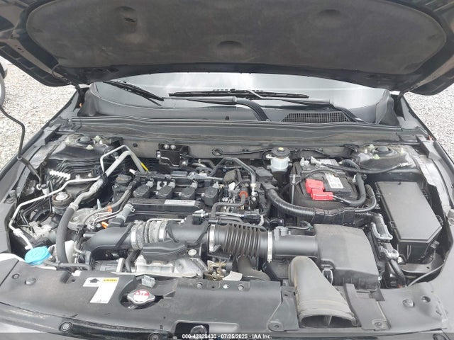 Honda l15be 2018 1HGCV1F41JA027557 Image 10